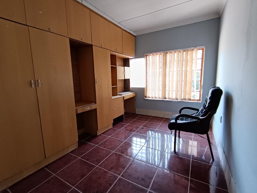 5 Bedroom Property for Sale in Hospitaalpark Free State